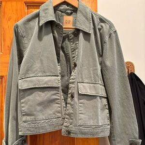 Gap short olive green utility jacket